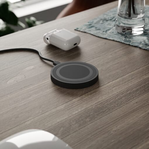 Sophisticated Black Wireless Charging Pad - Image 3